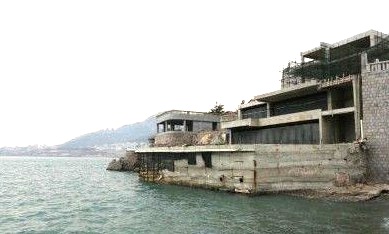 青島官員為女建三千平米別墅