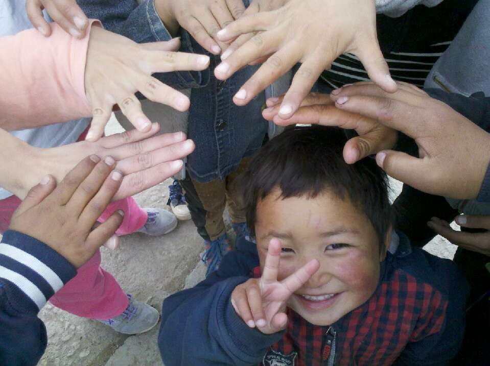 ��ӿƼ���W���t�ġ�֧��꠵�꠆T���˴Ό��`�����ຣʡ�ຣ�����Ҵ�Ĺ��WУ��7��15�գ�꠆T��?y��u)麢�ӂ���ȥ�ˌW����Ʒ���w����Ʒ�ͽ̌W���Y��ϣ�����H��׌����ͯ���õ�����͌W����߀��׌���ӂ��˽����������Ϣ���������ܵ������P(gu��n)�ġ��D�麢�ӂ��挦꠆T���R�^ϲЦ��_��