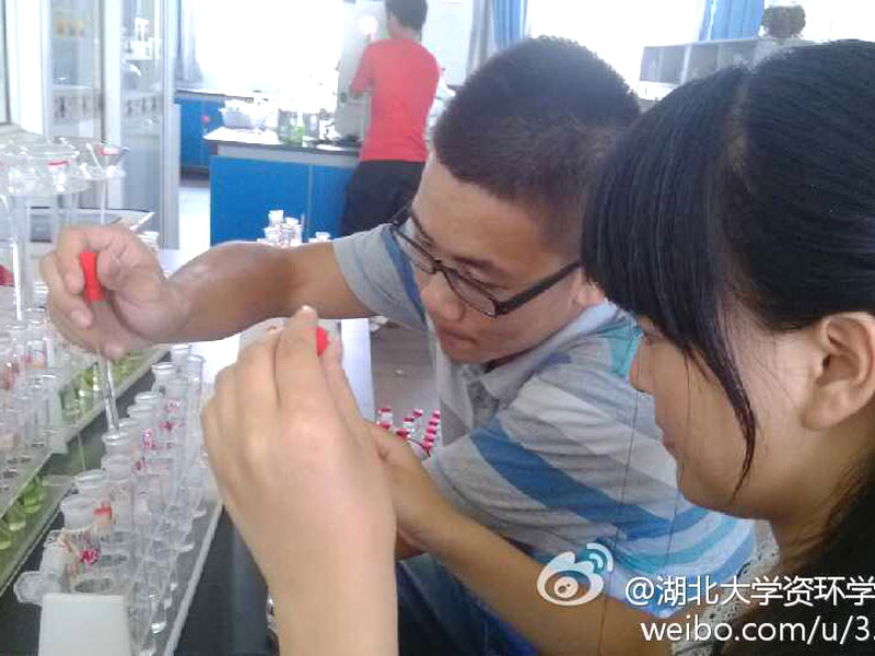 7��30�գ�������W��׷�����F꠵ĺ��ڙz�y�����M��β��ؓ؟�˽�B���@����꠆T��������ꖳ��l������Ϧꖻؼҡ��mȻ���࣬��꠆T�����ţ�Ŭ���������M���҂�������ĸ�H���������һ����׃��Խ��Խ�á�