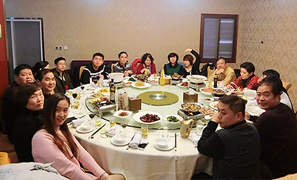 ���İ�̎�����l���ҵļ��l�������ھW���´����L����У����������Ը��صľW��ͨ�^�R�^�����ֺ�΢ҕ�lӛ����Լ��ڼ��l����Ҋ���У��@Щƽ���Ľ�����������֟o���B͸������Đۡ����^��ÿһ�c΢С��׃�������ǰl�����l�H��߅�Ĵ��£����ܽo�l�H���������ī@�øУ��͌��Լ����l���Ժ����M�㡭��Ԕ���� 