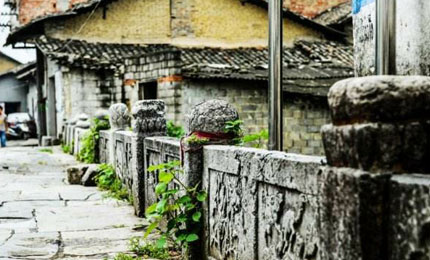 �e�ݹ�������ƾõĚvʷ�����˹��e�ݳ������Ļ����N�������S���Ěvʷ���ľ��^���C�����eꖚvʷ���ľ��^�ľ��A����Ԕ��������CZYYW ���eꖿh�e�ݹ�� Ͷ�� 